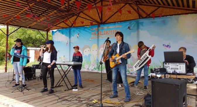 Салют сауықтандыру орталығында шығармашылық ұжымдар!